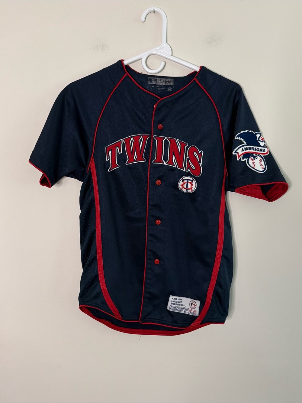 MLB Kids Boys Medium 8 Minnesota Twins Baseball Jersey Blue Button